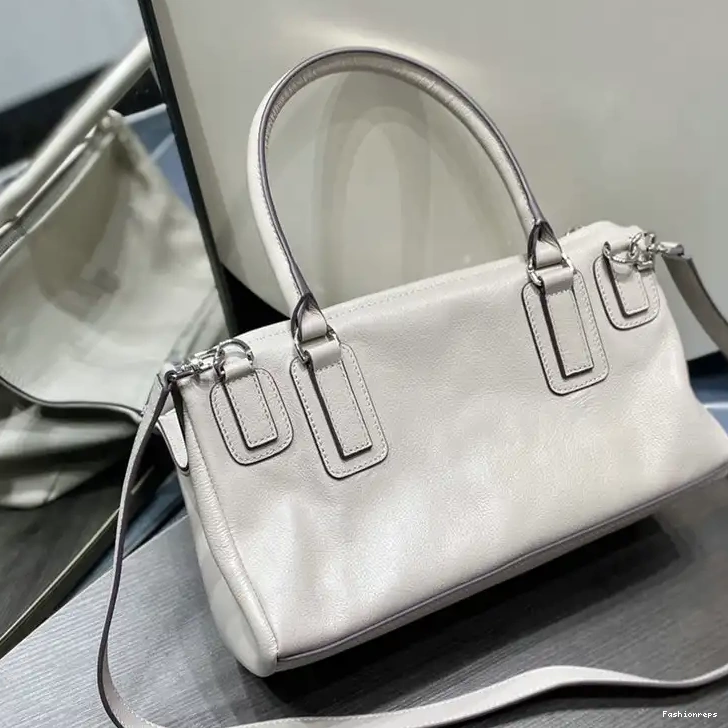 Fashionrepsfam ru 2209SW0047 Givenchy Bag 0626